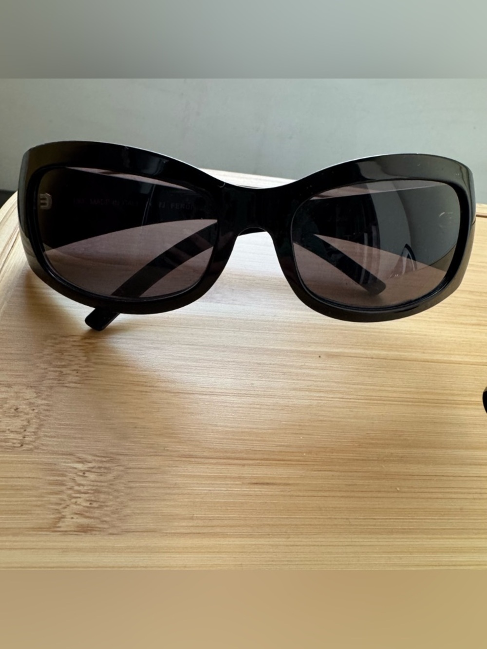 Fendi Black Oversized Cat-Eye Sunglasses